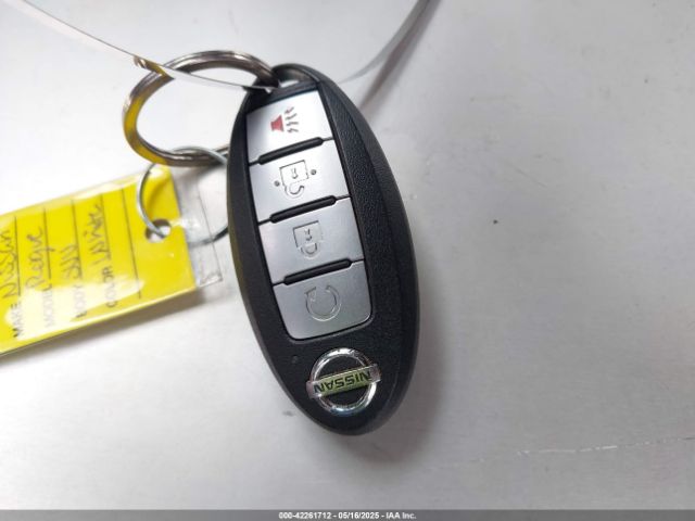 JN8AT3BA6MW011398 Nissan Rogue Sv Fwd