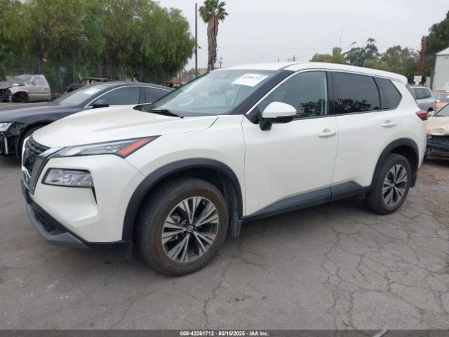 JN8AT3BA6MW011398 Nissan Rogue Sv Fwd