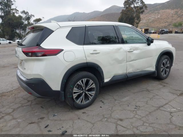 JN8AT3BA6MW011398 Nissan Rogue Sv Fwd