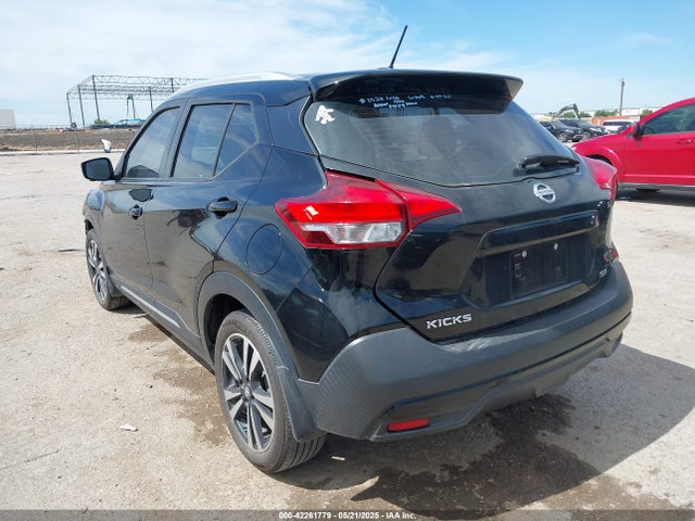 3N1CP5CU8KL548972 Nissan 2019