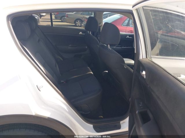 KNDPM3AC4L7708065 KIA Sportage Lx