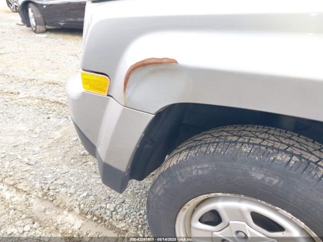 1C4NJRBB7FD426307 Jeep Patriot Sport