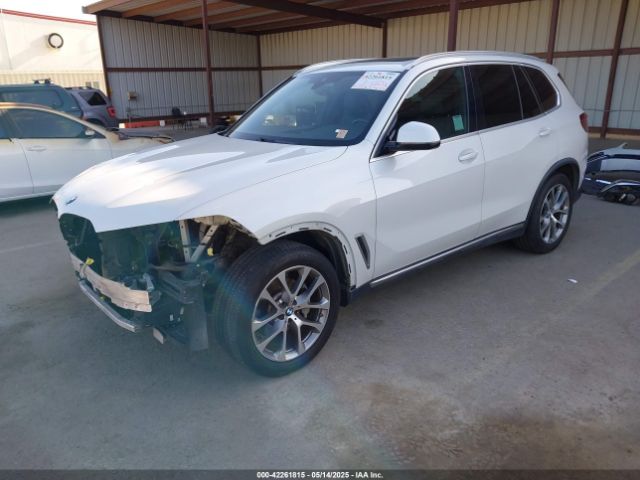 2019 BMW X5 5UXCR6C56KLL40041 Photo 1