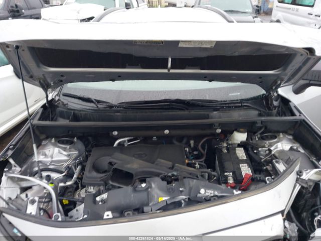 2T3F1RFVXMC249973 Toyota RAV4 LE