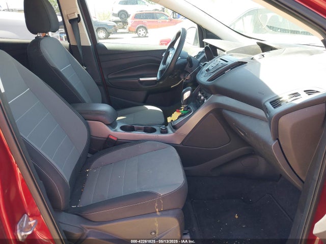 1FMCU0GX3EUB46988 Ford ESCAPE SE