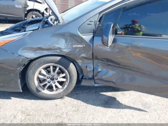 JTDKARFU8K3074448 Toyota Prius L Eco