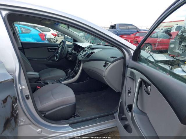 5NPDH4AE5FH637411 Hyundai ELANTRA SE