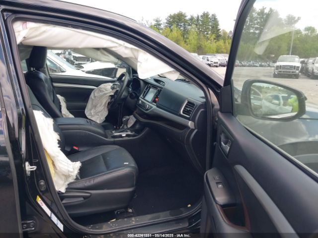 2015 TOYOTA HIGHLANDER 5TDJKRFH5FS105557 Photo 4