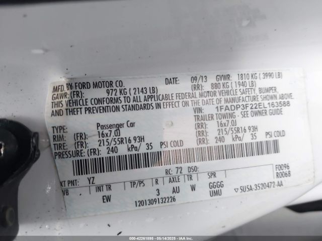 1FADP3F22EL163588 Ford FOCUS SE