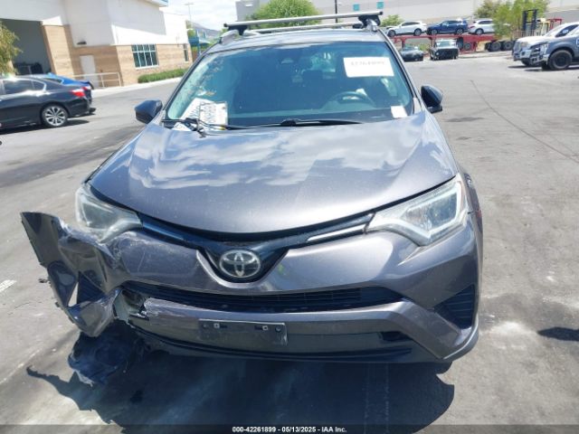 2T3BFREV1HW621724 Toyota RAV4 LE