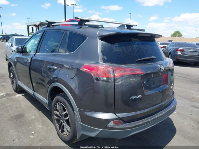 2T3BFREV1HW621724 Toyota RAV4 LE
