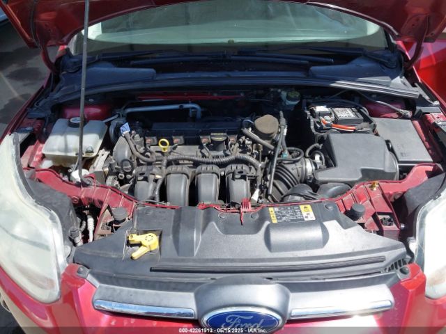1FADP3K21EL326401 Ford FOCUS SE