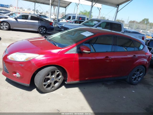 1FADP3K21EL326401 Ford FOCUS SE