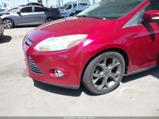 1FADP3K21EL326401 Ford FOCUS SE