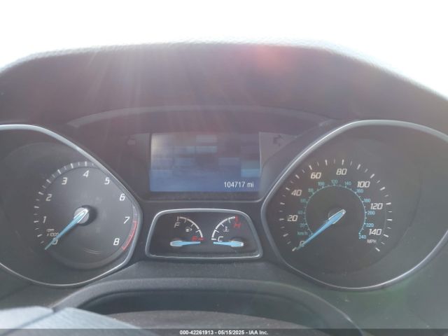1FADP3K21EL326401 Ford FOCUS SE