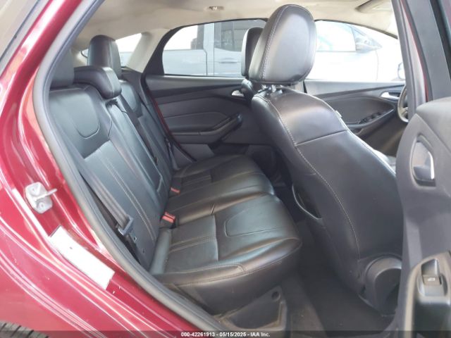 1FADP3K21EL326401 Ford FOCUS SE