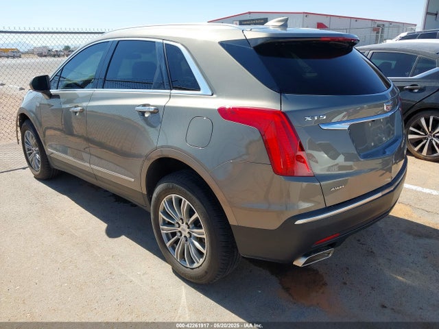 2018 CADILLAC XT5 1GYKNDRS9JZ182844 Photo 2