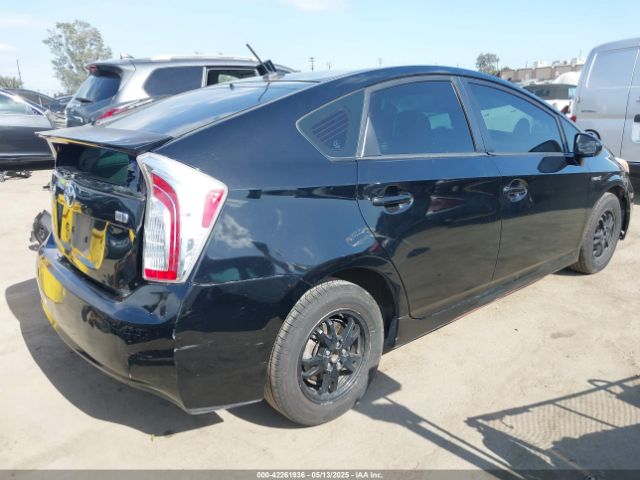 JTDKN3DU4F0410088 Toyota Prius Three