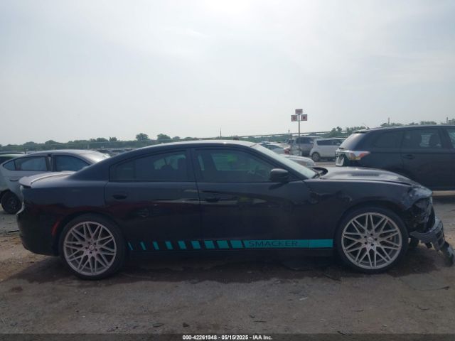 2C3CDXBG9KH681699 Dodge Charger Sxt Rwd