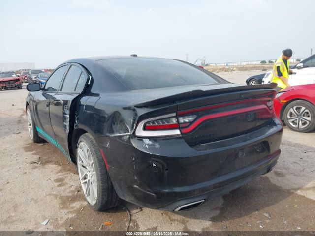 2C3CDXBG9KH681699 Dodge Charger Sxt Rwd