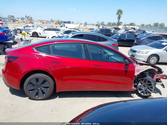 5YJ3E1EA9SF914421 Tesla 2025