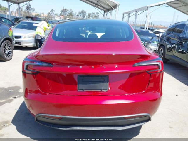 5YJ3E1EA9SF914421 Tesla 2025