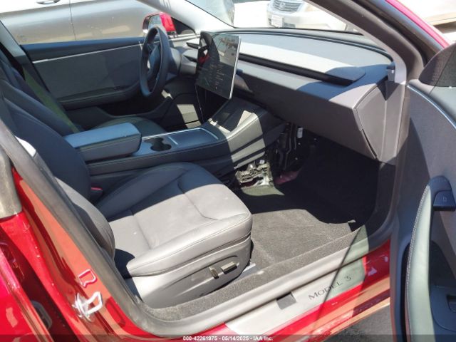 5YJ3E1EA9SF914421 Tesla 2025