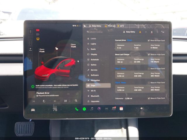 5YJ3E1EA9SF914421 Tesla 2025