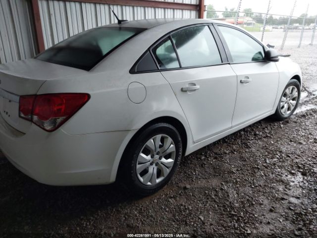 1G1PA5SH2E7218766 Chevrolet Cruze Ls Auto