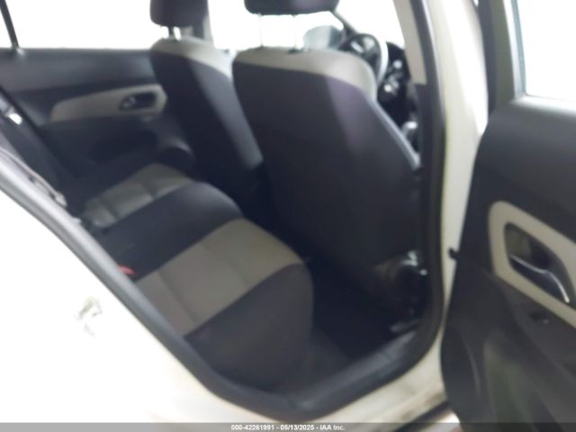 1G1PA5SH2E7218766 Chevrolet Cruze Ls Auto