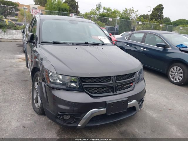 3C4PDCGGXET280592 Dodge Journey Crossroad