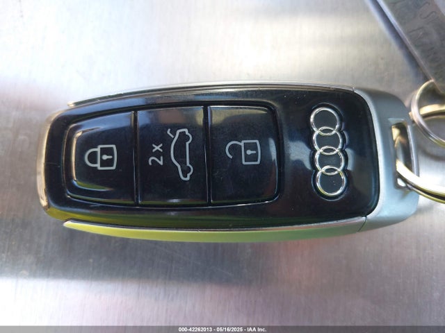 2019 AUDI A6 WAUK2AF22KN112397 Photo 10