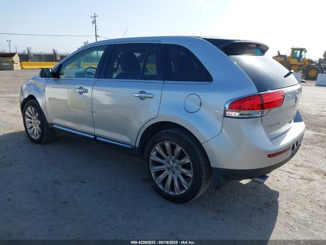 2LMDJ6JK8FBL31675 Lincoln MKX