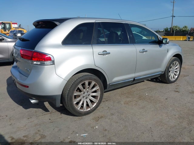 2LMDJ6JK8FBL31675 Lincoln MKX