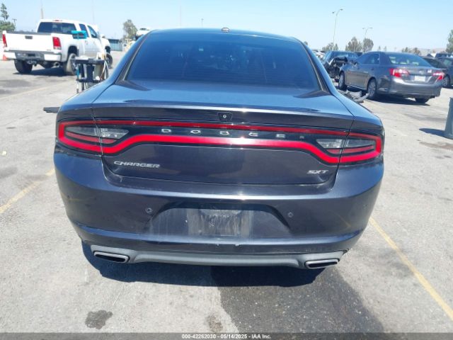 2C3CDXBG8JH129447 Dodge Charger Sxt Rwd