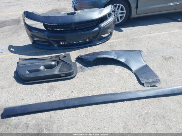 2C3CDXBG8JH129447 Dodge Charger Sxt Rwd