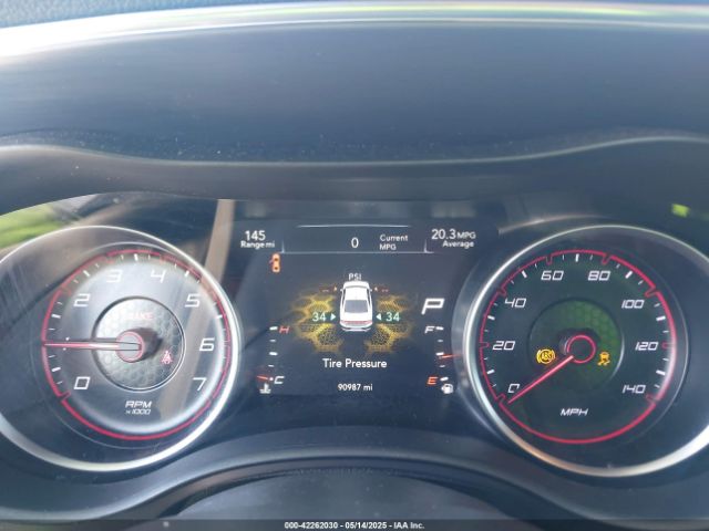 2C3CDXBG8JH129447 Dodge Charger Sxt Rwd