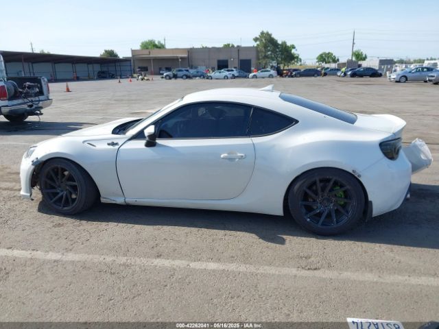 JF1ZNAA16E9702001 Scion scion fr-s
