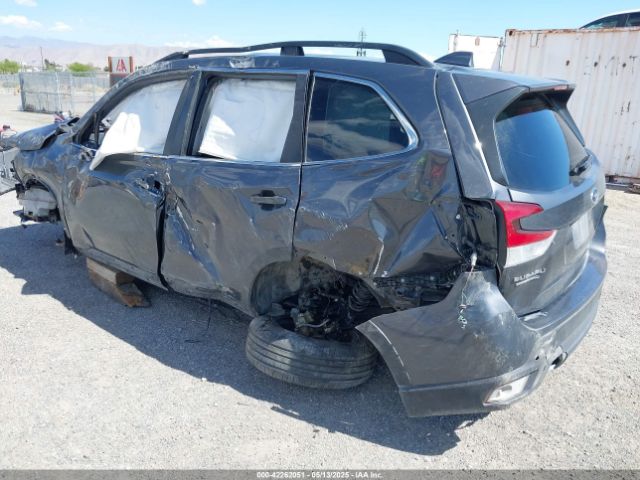 2021 SUBARU FORESTER JF2SKAUC9MH541313 Photo 2