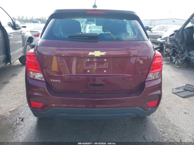 3GNCJKSB9HL273710 Chevrolet TRAX LS