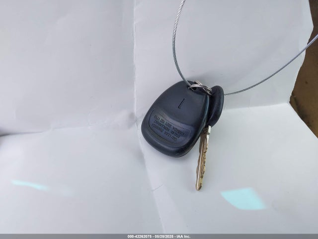 2002 CADILLAC DEVILLE 1G6KD57YX2U253122 Photo 10