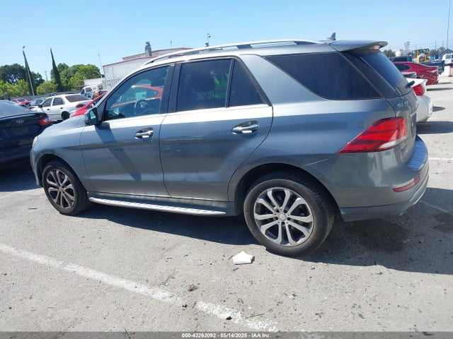 4JGDA5JB2HA833960 Mercedes-Benz m276