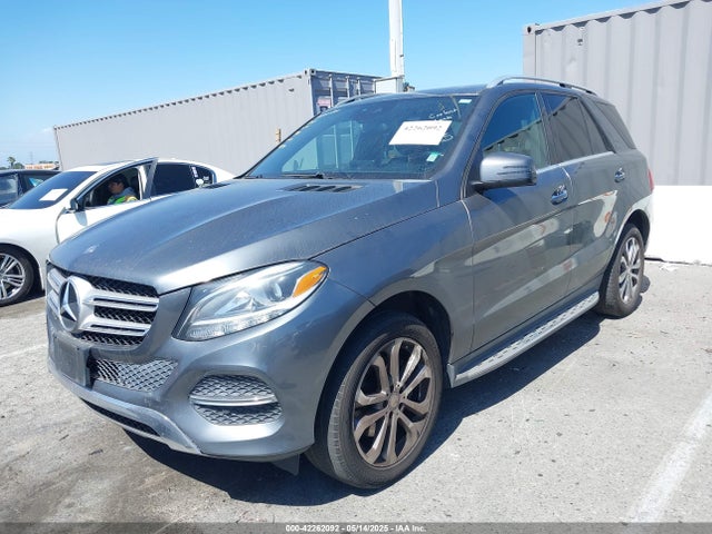 4JGDA5JB2HA833960 Mercedes-Benz m276