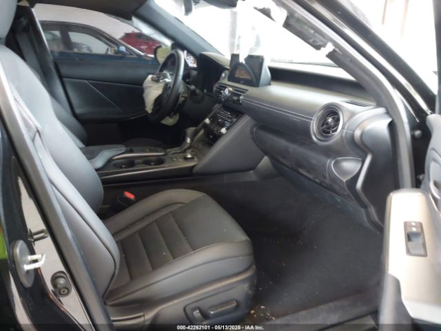 2023 LEXUS IS 500 JTHAP1D22P5003981 Photo 4