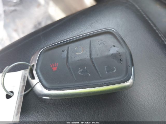 2017 CADILLAC XT5 1GYKNERS6HZ112170 Photo 10