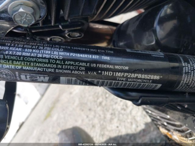 2023 HARLEY-DAVIDSON FLTRT 1HD1MFP28PB852886 Photo 9