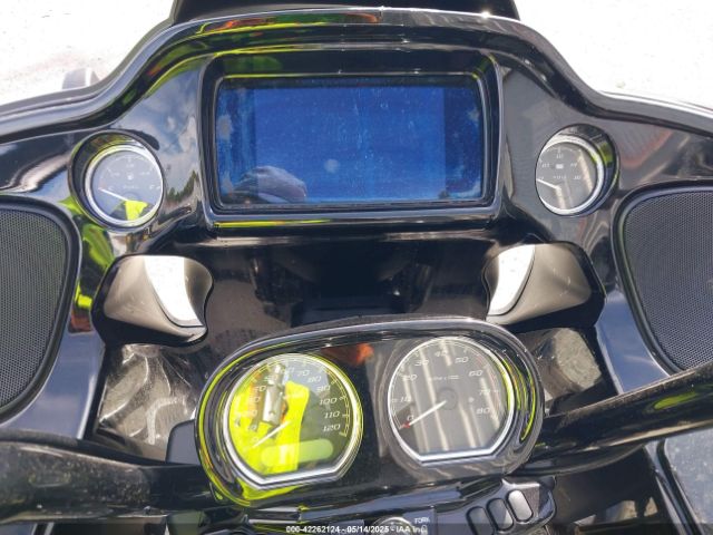 2023 HARLEY-DAVIDSON FLTRT 1HD1MFP28PB852886 Photo 6