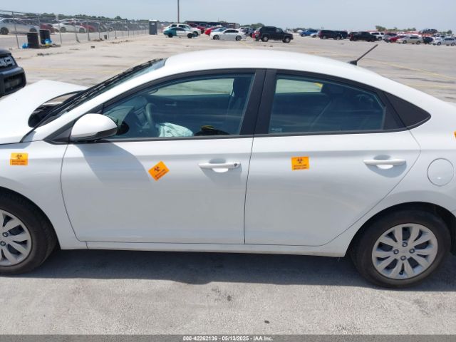 3KPC24A69NE168123 Hyundai ACCENT SE