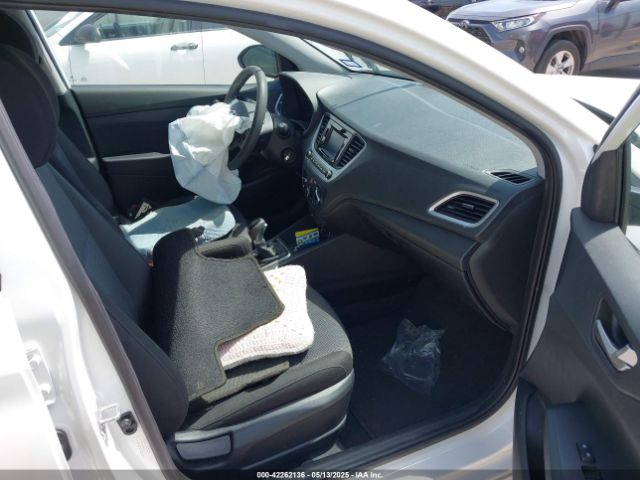 3KPC24A69NE168123 Hyundai ACCENT SE