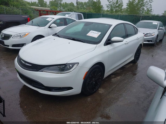 Chrysler 200 S 2015 1C3CCCBB4FN721927 Image 2